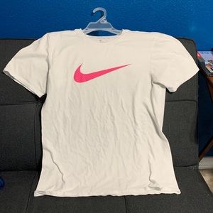 Nike short sleeve shirt small